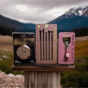 Anne Klein 4 piece Beauty Set